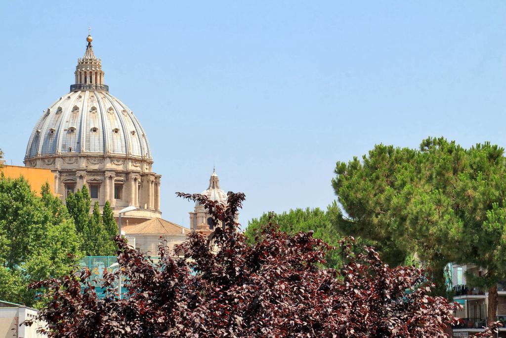 San Pietro Stazione Guesthouse ローマ エクステリア 写真