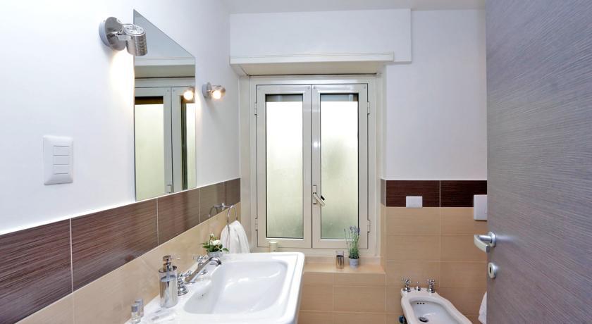 San Pietro Stazione Guesthouse ローマ エクステリア 写真