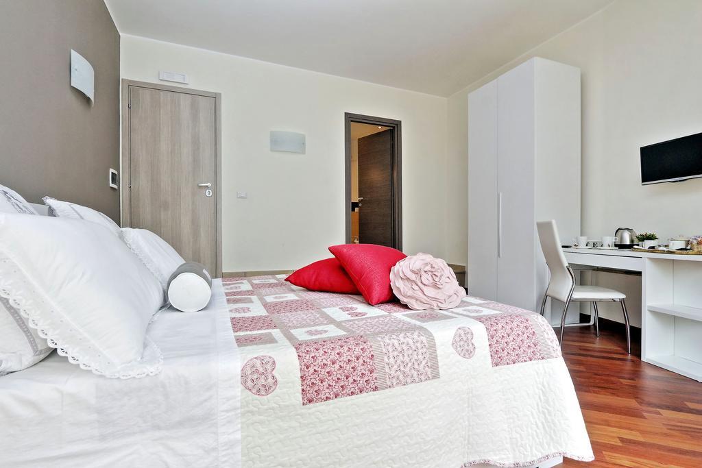 San Pietro Stazione Guesthouse ローマ エクステリア 写真