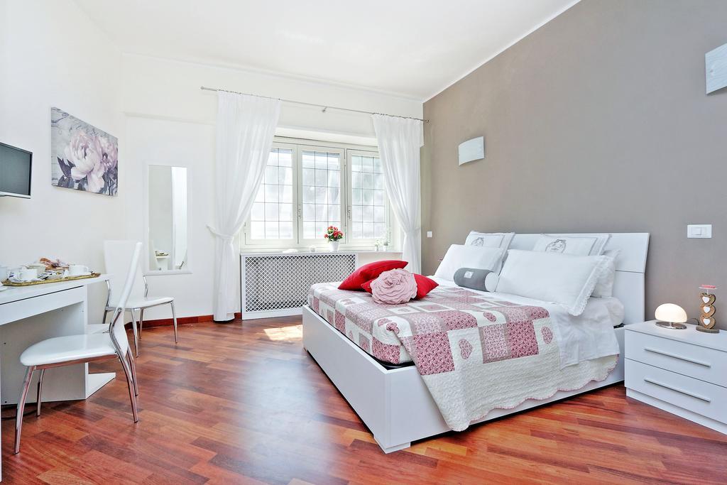 San Pietro Stazione Guesthouse ローマ 部屋 写真